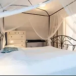 펜션 Haus Laffina 부숨