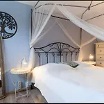 Haus Laffina 펜션