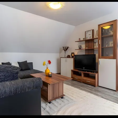 Nyaraló Haus Laffina *